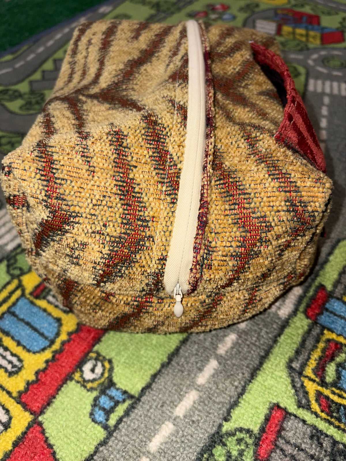Tiger Carpet DOPP BAG